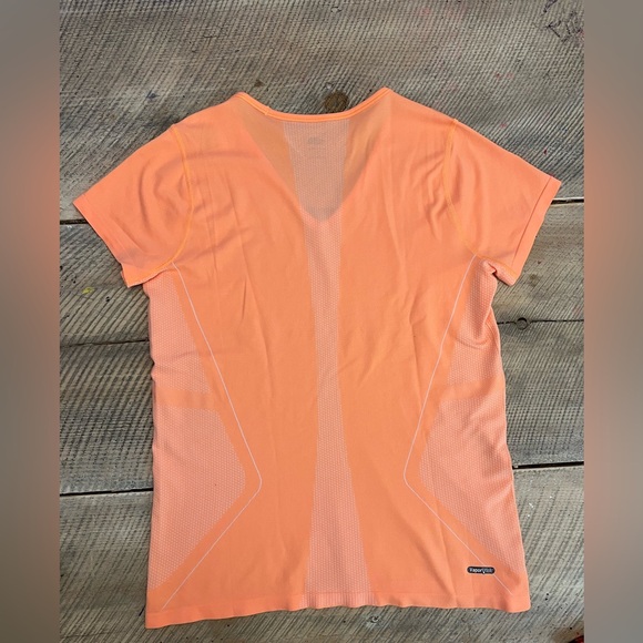 The North Face Women's Bright Orange V-Neck Tee - Picture 4 of 8